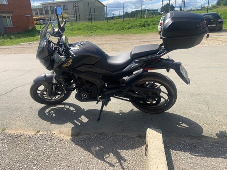 2022 Bajaj Dominar 400, чёрный, 360000 рублей, вид 4