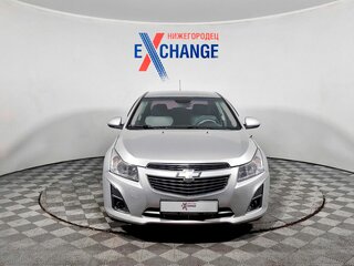 2013 Chevrolet Cruze I Рестайлинг, серебристый, 439000 рублей, вид 2