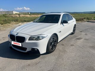 2011 BMW 5 серии 535i xDrive VI (F10/F11/F07), белый, 1850000 рублей, вид 2