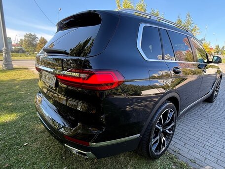 2019 BMW X7 40i I (G07), чёрный, 5900000 рублей, вид 5