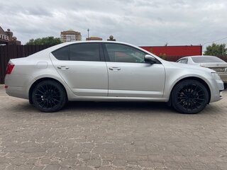 2014 Skoda Octavia III (A7), серебристый, 1100000 рублей, вид 3