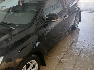 2011 Ford Focus II Рестайлинг, чёрный, 650000 рублей, вид 4