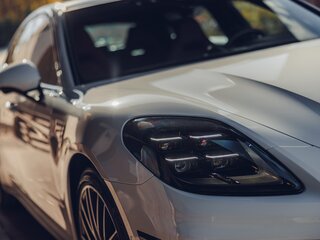 2024 Porsche Panamera 4 E-Hybrid Executive III, белый, 16999999 рублей, вид 2