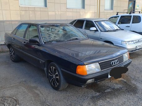 1985 Audi 100 III (C3), синий, 450000 рублей, вид 5