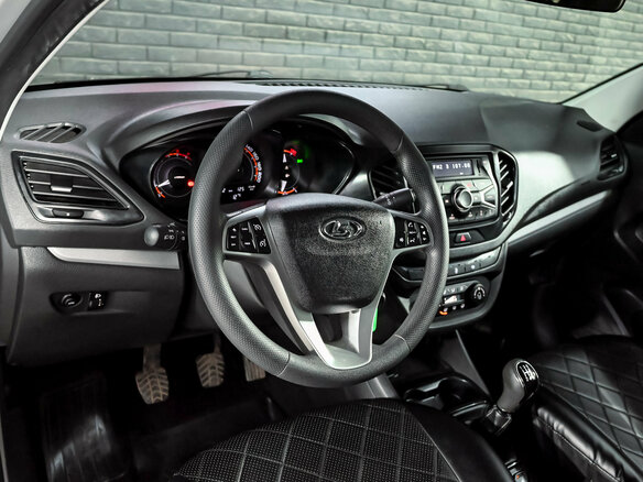 2018 Lada (ВАЗ) Vesta I, серебристый, 830000 рублей - вид 11