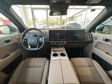 Li Auto (Lixiang) L7 I Рестайлинг