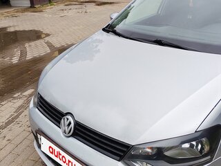 2013 Volkswagen Polo V, серебристый, 850000 рублей, вид 4