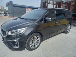 2019 Kia Carnival III, серый, 3100000 рублей, вид 2