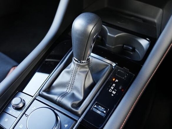 2022 Mazda 3 IV (BP), белый, 1300600 рублей - вид 6