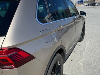 2021 Volkswagen Tiguan II Рестайлинг, золотистый, 2750000 рублей, вид 5