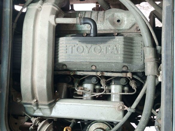 2003 Toyota Coaster, белый, 1650000 рублей - вид 9