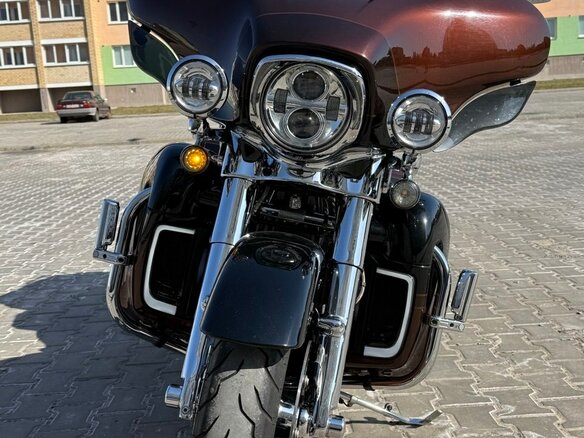 2019 Harley-Davidson Electra Glide, коричневый, 2050000 рублей - вид 11