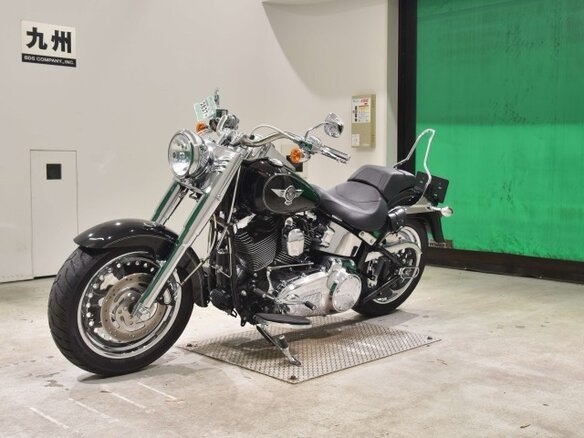 2012 Harley-Davidson Fat Boy, чёрный, 1160000 рублей - вид 3