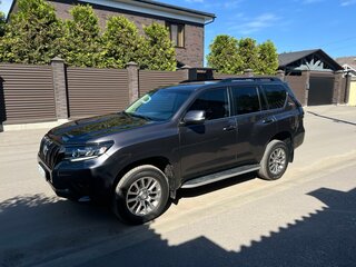 2018 Toyota Land Cruiser Prado 150 Series Рестайлинг 2, серый, 5300000 рублей, вид 4