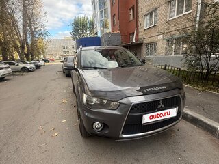 2011 Mitsubishi Outlander II Рестайлинг, серый, 1093000 рублей, вид 2