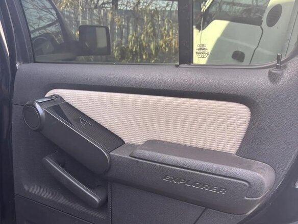 2008 Ford Explorer IV, чёрный, 850000 рублей - вид 23
