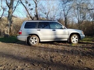 2001 Subaru Forester I Рестайлинг, серебристый, 550000 рублей, вид 2