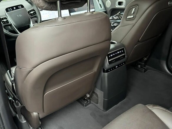 2023 Li Auto (Lixiang) L9 44.5 kWh I, чёрный, 5750000 рублей - вид 30