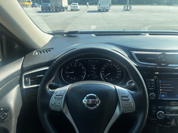 2015 Nissan X-Trail III, чёрный, 1950000 рублей - вид 9