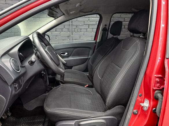 2014 Renault Logan II, красный, 650000 рублей - вид 10