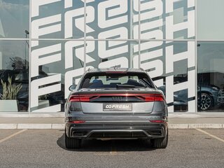 2019 Audi Q8 50 TDI I (4M), серый, 5149000 рублей, вид 4