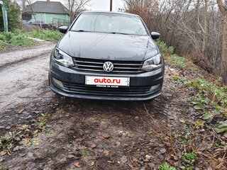 2018 Volkswagen Polo V Рестайлинг, серый, 890000 рублей, вид 1