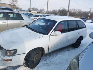 1997 Toyota Corolla VII (E100), белый, 150000 рублей, вид 2
