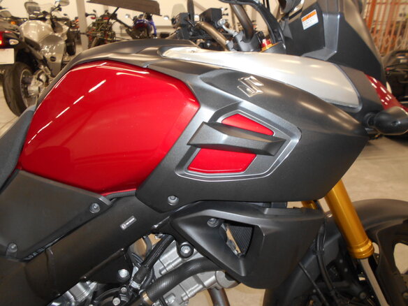 2014 Suzuki V-Strom 1000, красный, 620000 рублей - вид 18