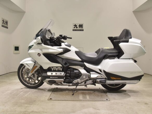 2020 Honda GL 1800 Gold Wing, белый, 1701000 рублей - вид 6