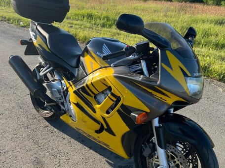 1997 Honda CBR 600F, жёлтый, 389000 рублей, вид 4