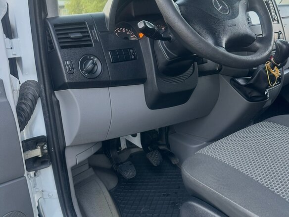 2013 Mercedes-Benz Sprinter, белый, 2799000 рублей - вид 22