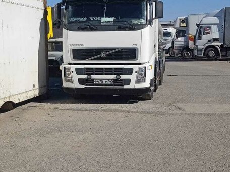 2007 Volvo FH, белый, 3500000 рублей, вид 1