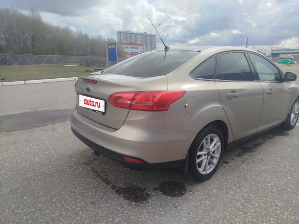 2016 Ford Focus III Рестайлинг, бежевый, 800000 рублей - вид 5