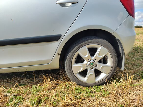 2009 Skoda Fabia II, серебристый, 500000 рублей - вид 21