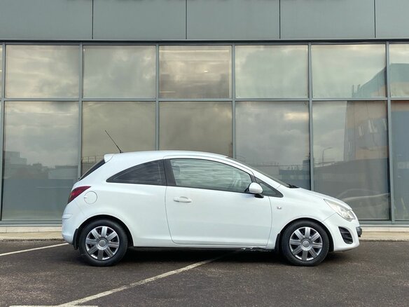 2011 Opel Corsa D Рестайлинг II, белый, 493000 рублей - вид 2