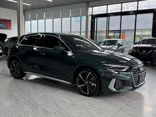 2022 Audi A3 Sportback 35 TFSI IV (8Y), зелёный, 2230000 рублей, вид 2