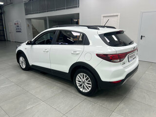 2018 Kia Rio X-Line IV, белый, 1190000 рублей, вид 4