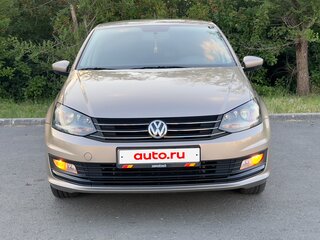 2016 Volkswagen Polo V Рестайлинг, бежевый, 1050000 рублей, вид 2