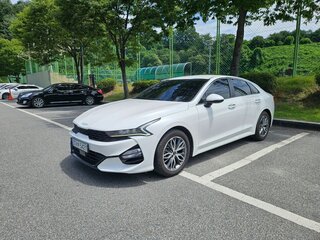 2022 Kia K5 LPi III, белый, 1974000 рублей, вид 1