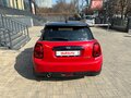 2019 Mini Hatch Cooper III (F55/F56) Рестайлинг, красный, 1800000 рублей - вид 6
