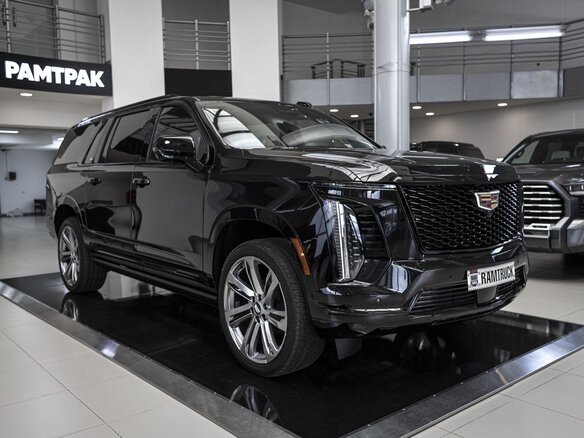 2025 Cadillac Escalade ESV V Рестайлинг, чёрный