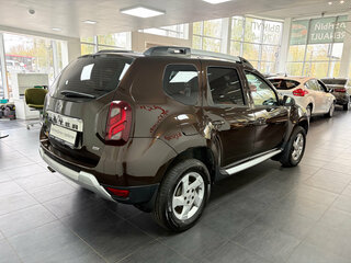 2015 Renault Duster I Рестайлинг, коричневый, 1416000 рублей, вид 4