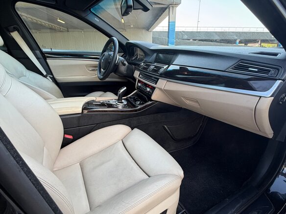 2011 BMW 5 серии 530d xDrive VI (F10/F11/F07), чёрный, 1650000 рублей - вид 15