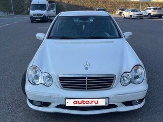 2006 Mercedes-Benz C-Класс 230 II (W203) Рестайлинг, белый, 630000 рублей, вид 1