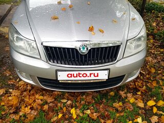 2012 Skoda Octavia II (A5) Рестайлинг, серебристый, 660000 рублей, вид 1