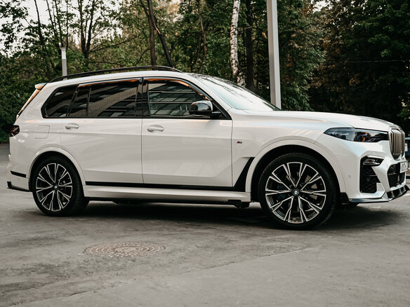 2019 BMW X7 M50d I (G07), белый, 7500000 рублей - вид 8