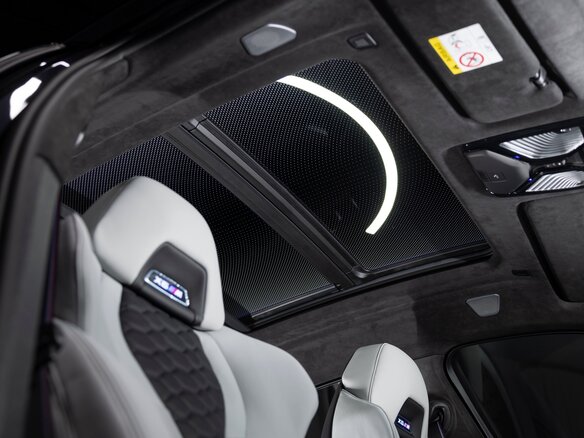 2026 BMW X6 M Competition III (F96) Рестайлинг, чёрный, 31169000 рублей - вид 4