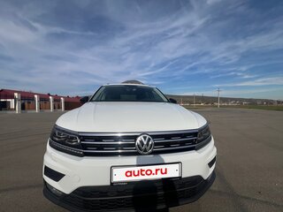 2020 Volkswagen Tiguan II, белый, 2650000 рублей, вид 3