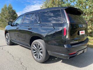 2023 Cadillac Escalade V, чёрный, 12690000 рублей, вид 3