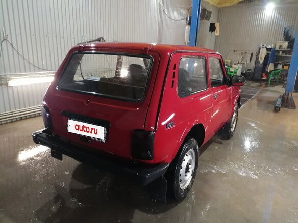2006 Lada (ВАЗ) 2121 (4x4) I Рестайлинг, красный, 325000 рублей - вид 3